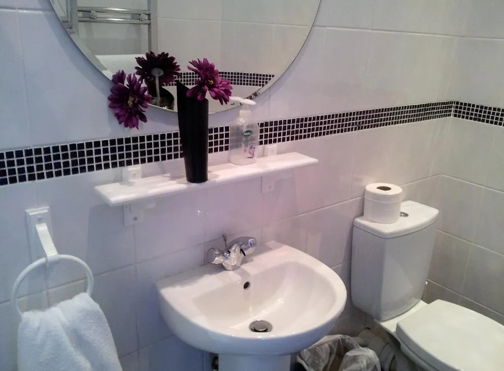 M And J Guest House 3*, Cleethorpes United Kingdom